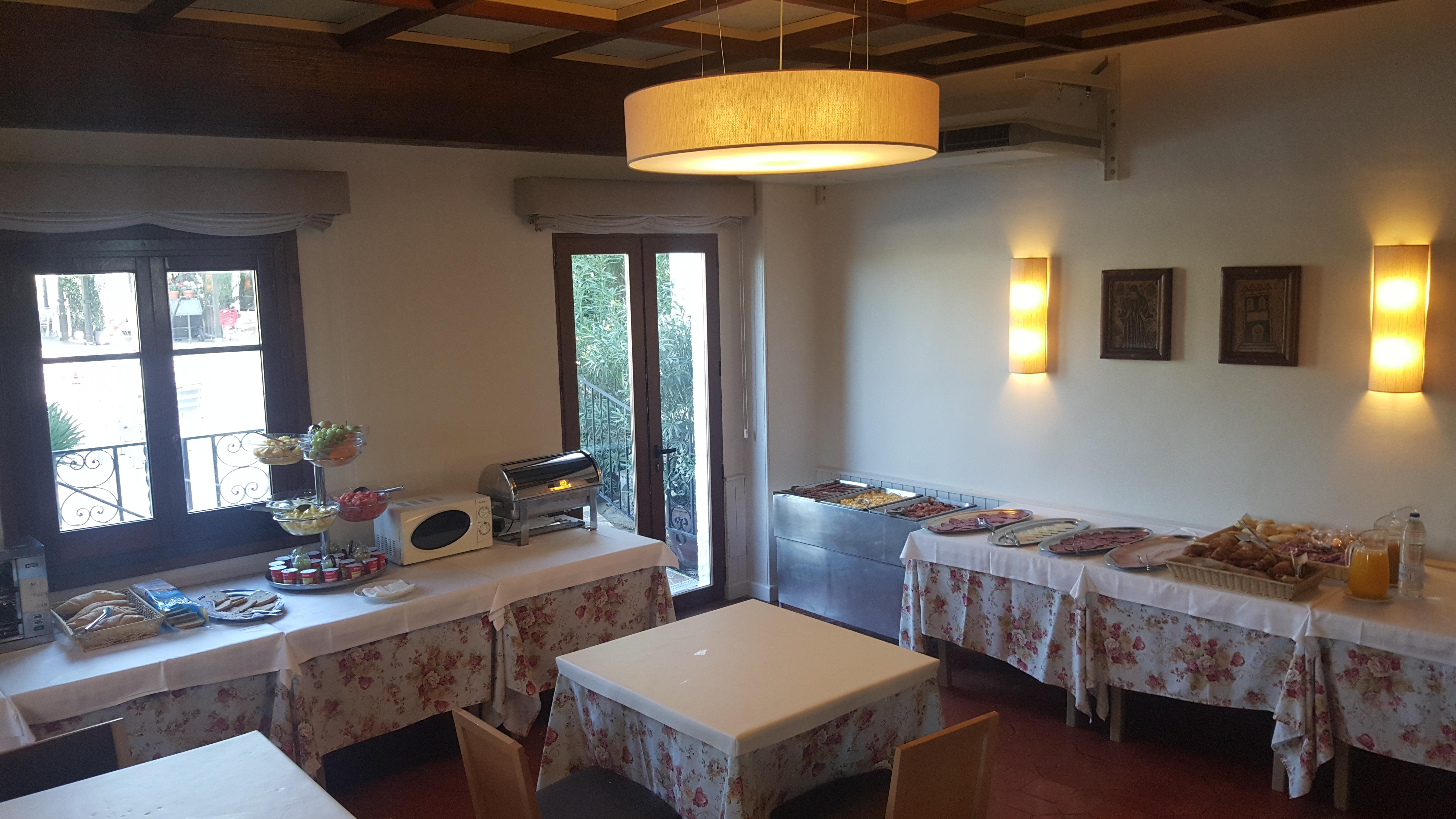Hotel La Carreta Chiva Ngoại thất bức ảnh
