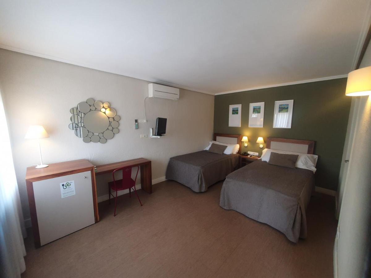 Hotel La Carreta Chiva Ngoại thất bức ảnh