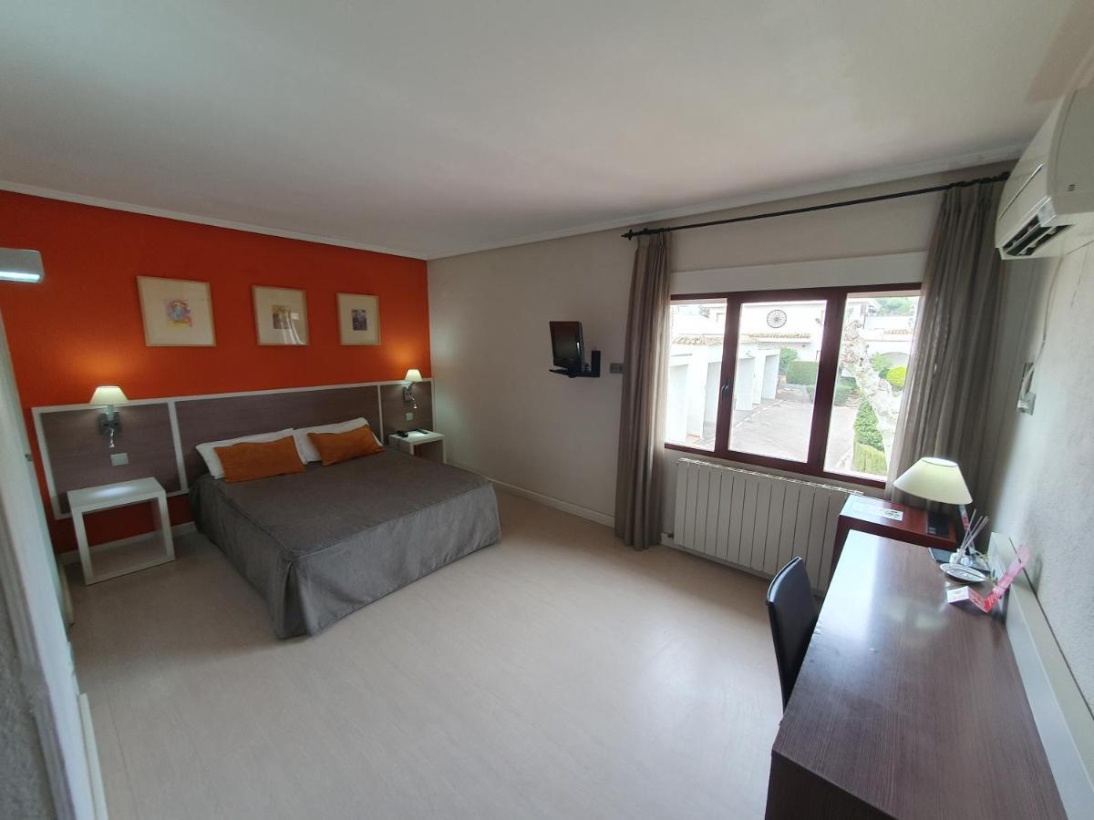 Hotel La Carreta Chiva Ngoại thất bức ảnh