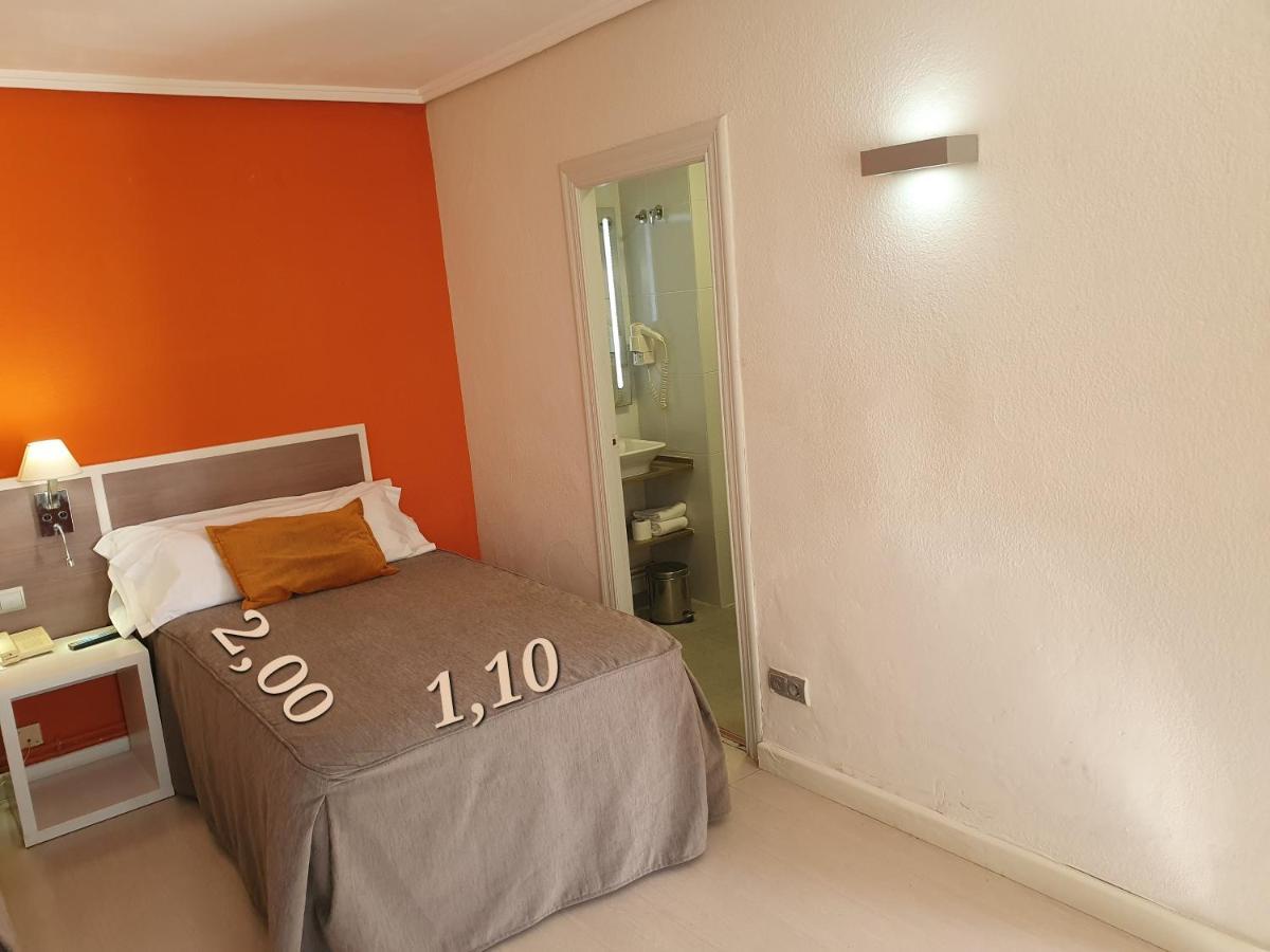 Hotel La Carreta Chiva Ngoại thất bức ảnh