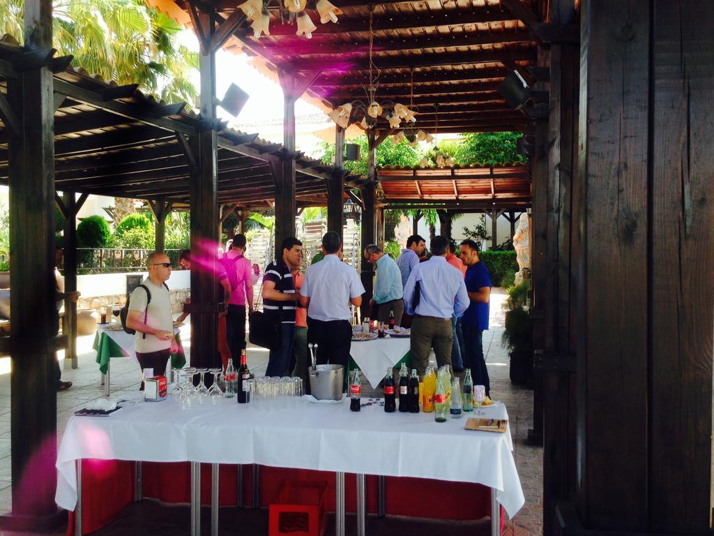 Hotel La Carreta Chiva Ngoại thất bức ảnh
