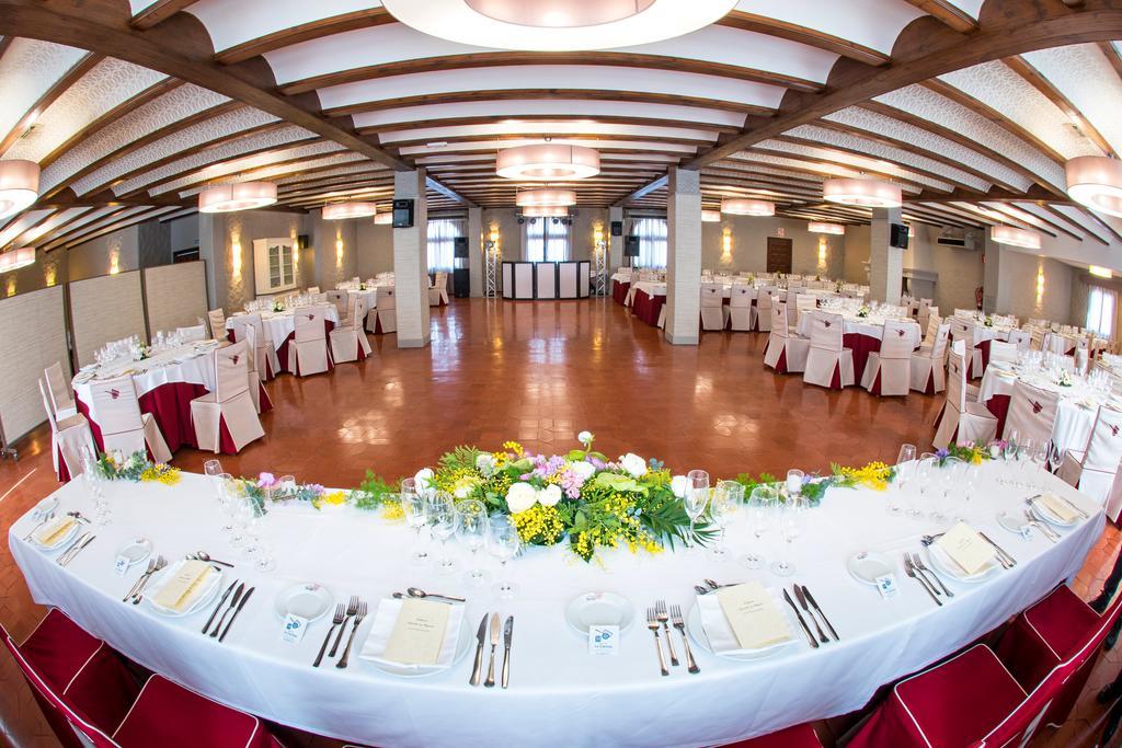 Hotel La Carreta Chiva Ngoại thất bức ảnh