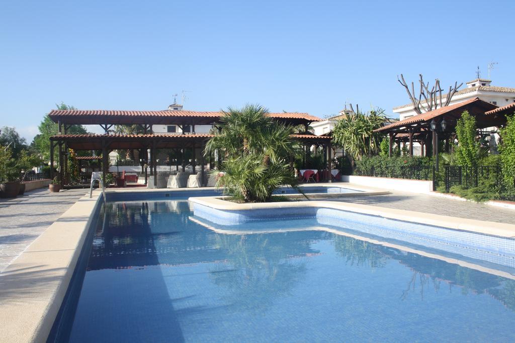 Hotel La Carreta Chiva Ngoại thất bức ảnh